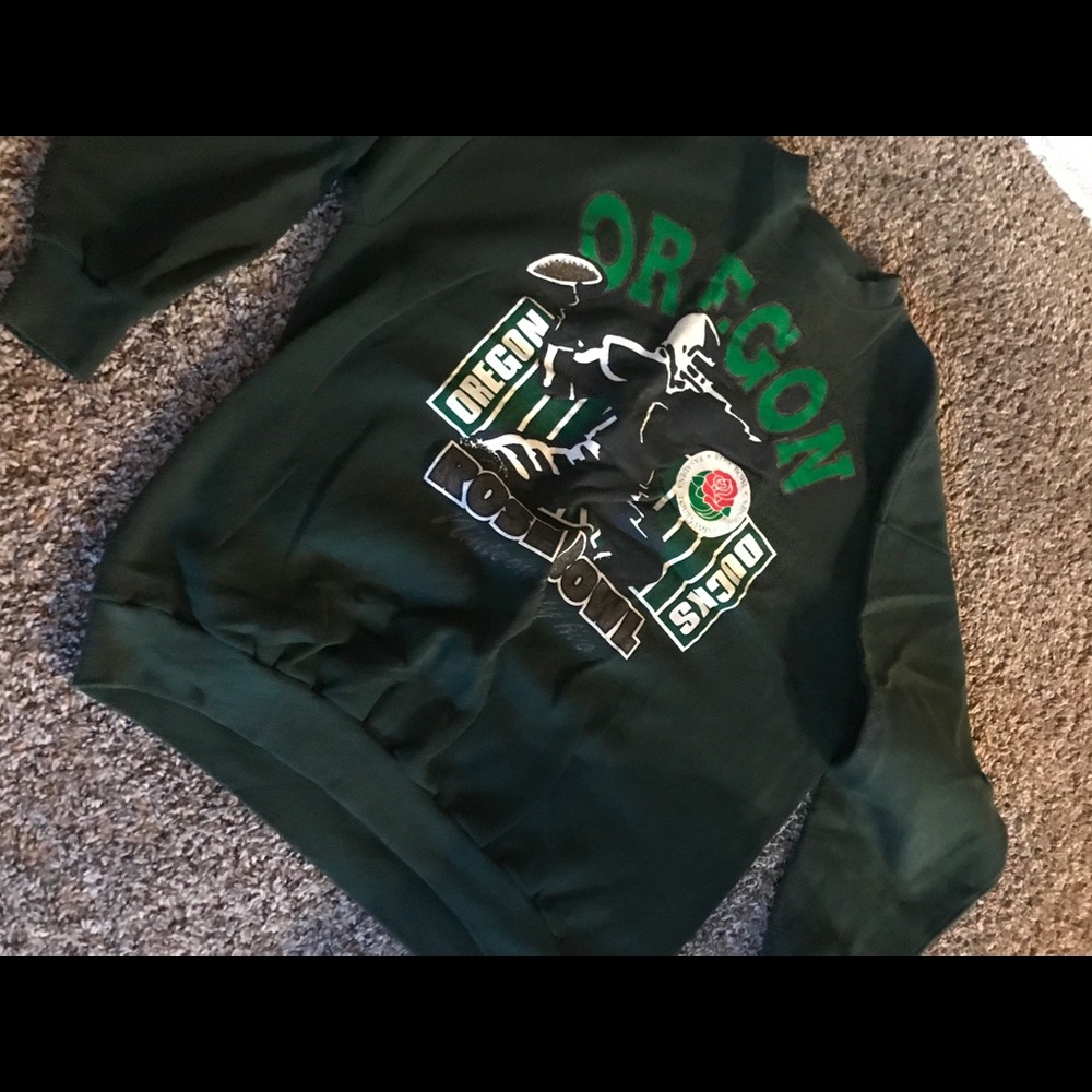 Oregon Rose Bowl Vintage Sweater